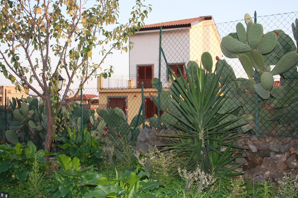 La Circumetnea Home Catania-Fontanarossai nemzetközi repülőtér Kültér fotó