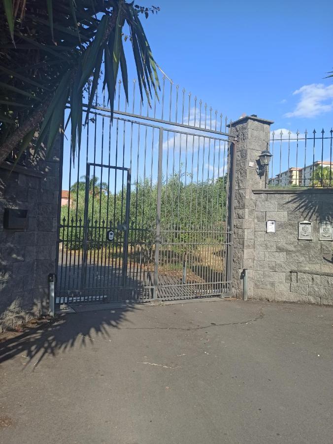 La Circumetnea Home Catania-Fontanarossai nemzetközi repülőtér Kültér fotó