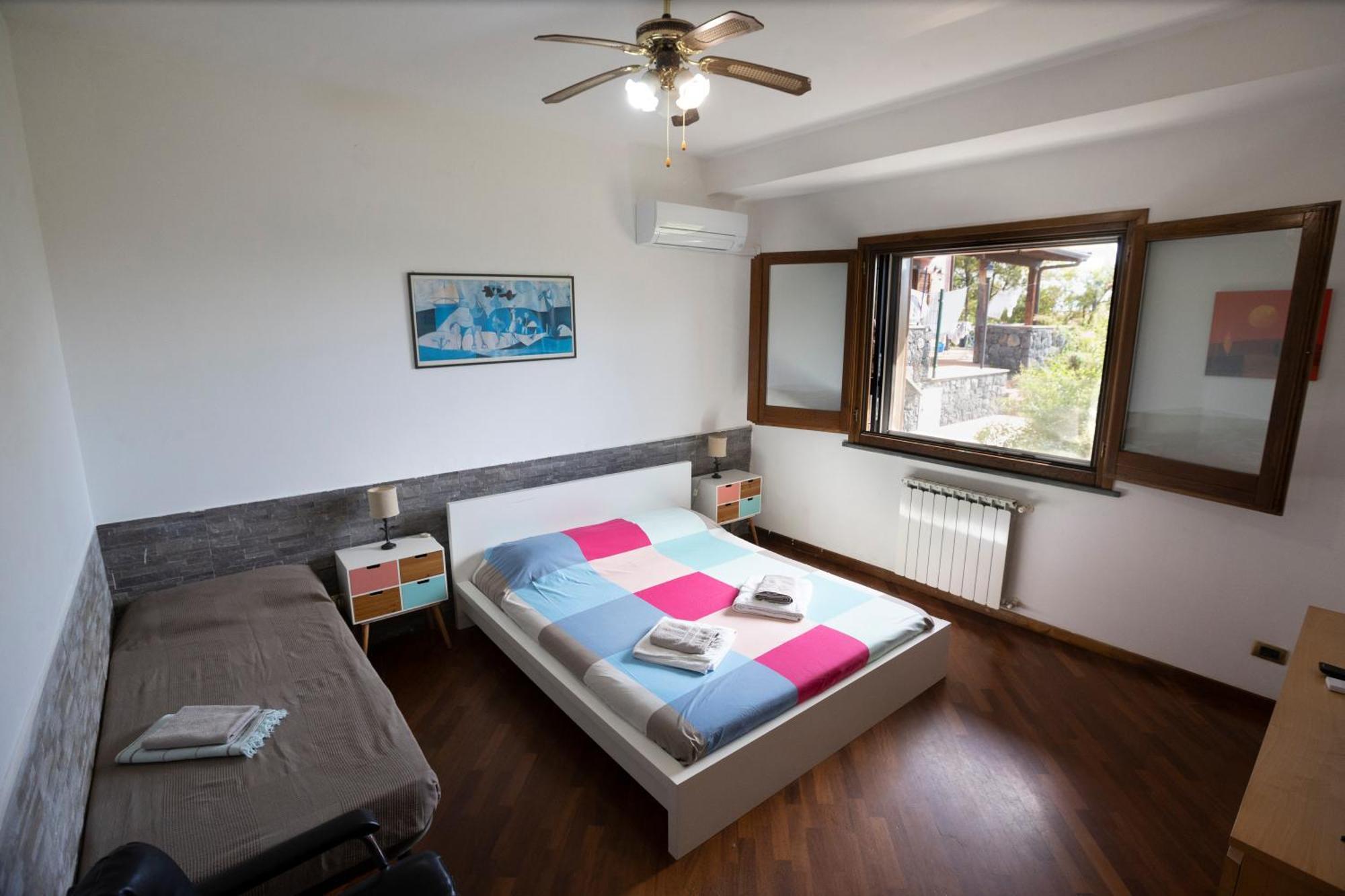 La Circumetnea Home Catania-Fontanarossai nemzetközi repülőtér Kültér fotó