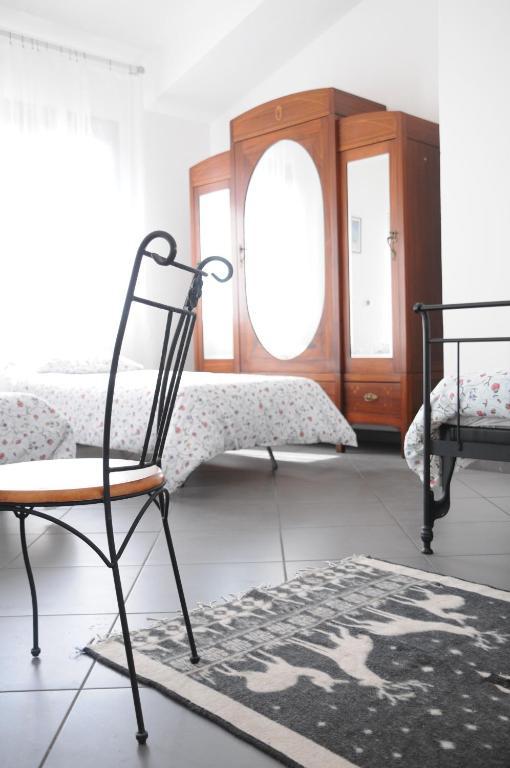 La Circumetnea Home Catania-Fontanarossai nemzetközi repülőtér Szoba fotó